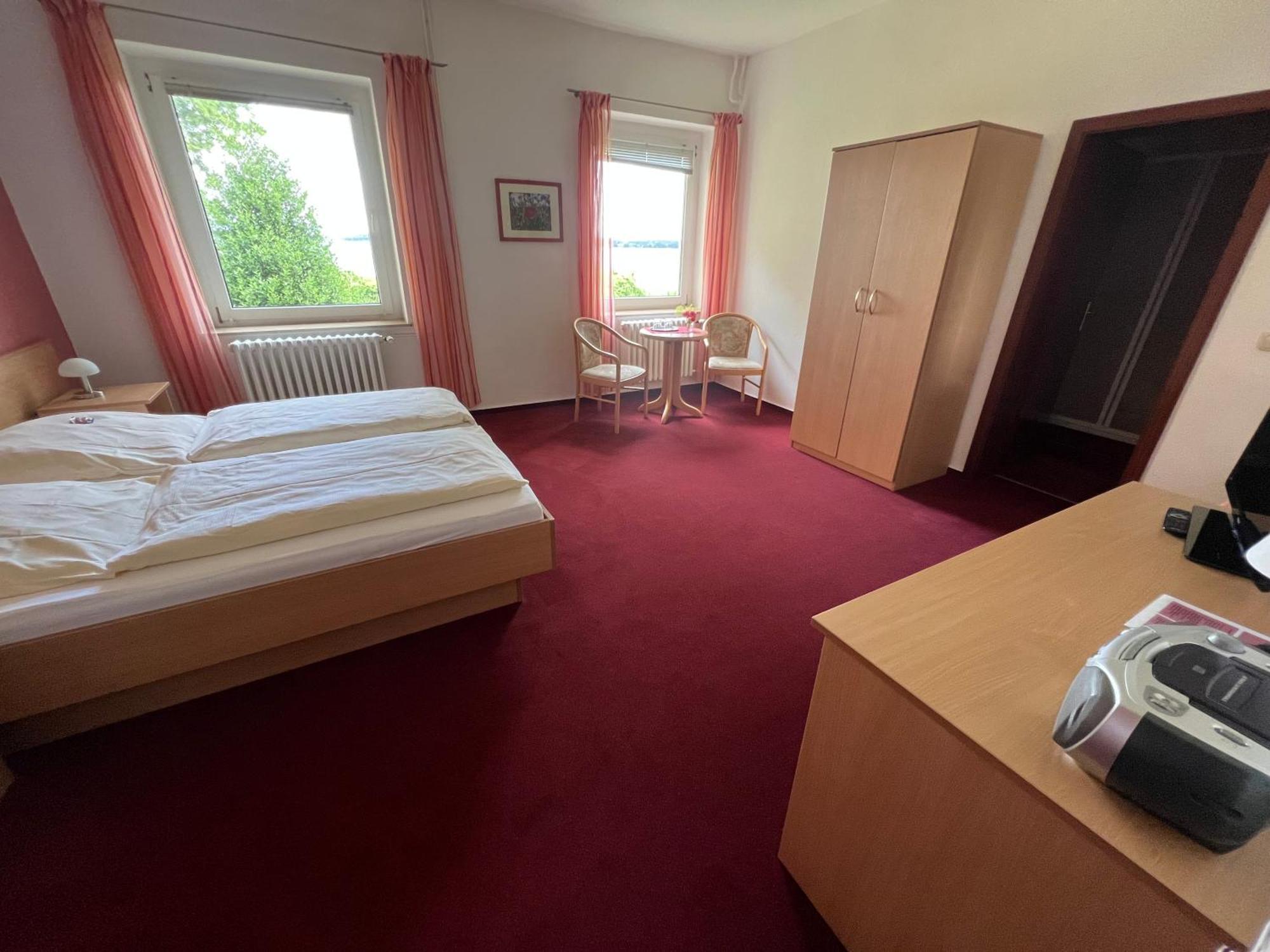 Gaestehaus Niederhof Sundhagen-Niederhof Habitación foto